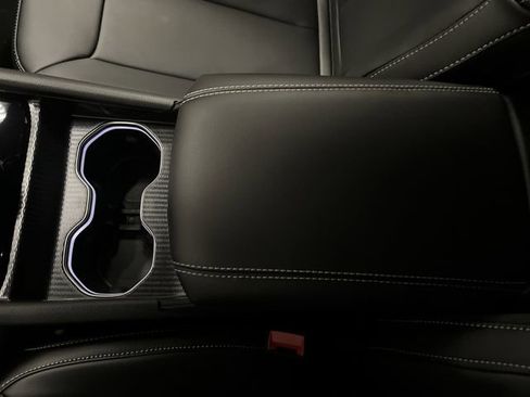 New 2025 Jeep Grand Cherokee Limited w/ Trailer Tow Package image 21