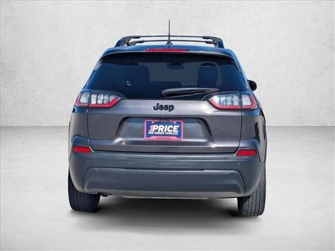 Used 2020 Jeep Cherokee Latitude Plus image 7