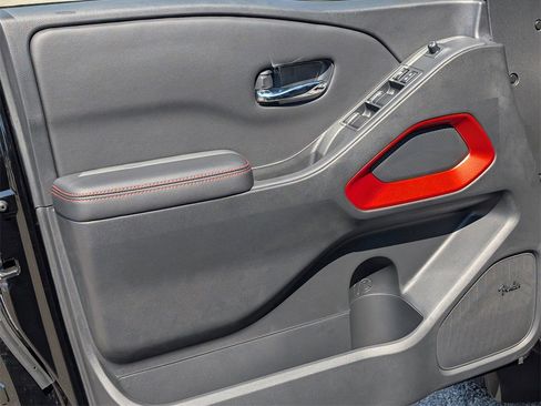 New 2025 Nissan Frontier PRO-4X w/ Pro Premium Package image 30