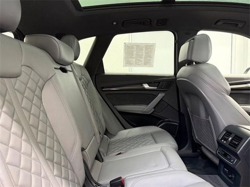 Used 2023 Audi SQ5 Prestige image 6
