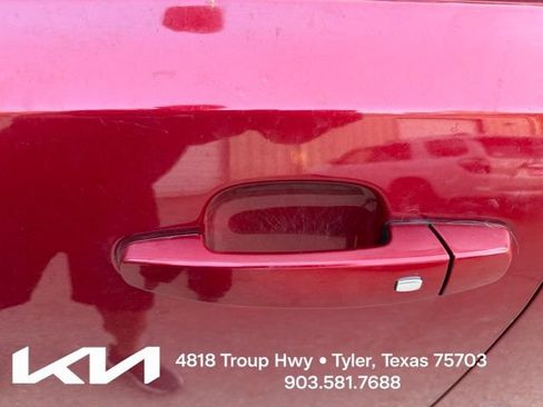 Used 2021 GMC Acadia SLE FWD image 6