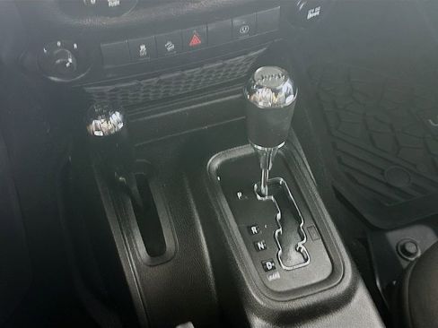 Used 2014 Jeep Wrangler Unlimited Sahara w/ Connectivity Group image 16