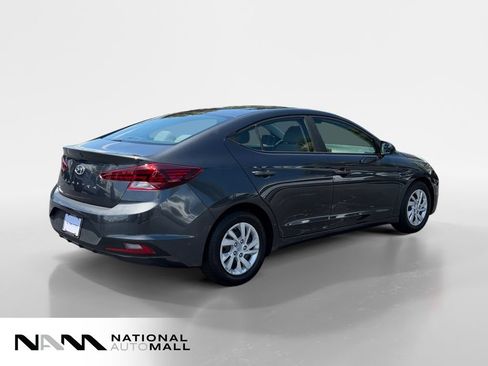 Used 2020 Hyundai Elantra SE FWD image 5