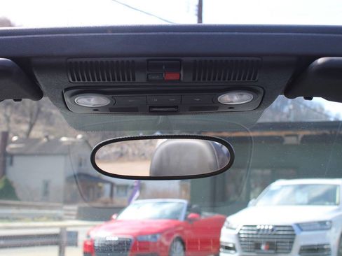 Used 2014 Volkswagen Beetle 1.8T image 26