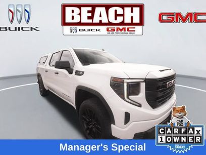 Used 2024 GMC Sierra 1500 Pro w/ Graphite Edition