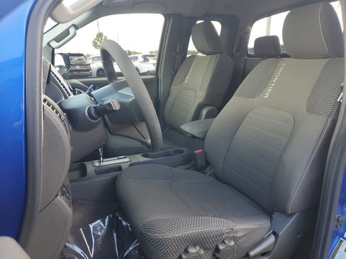 Used 2014 Nissan Frontier Desert Runner RWD image 21