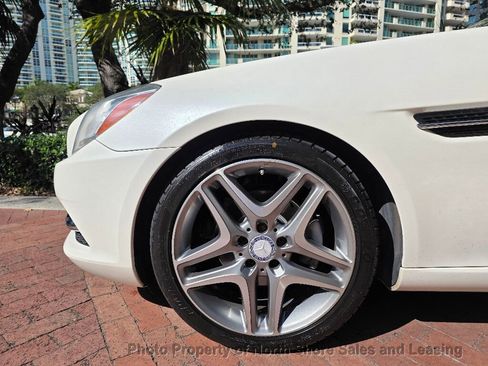 Used 2014 Mercedes-Benz SLK 250 image 21