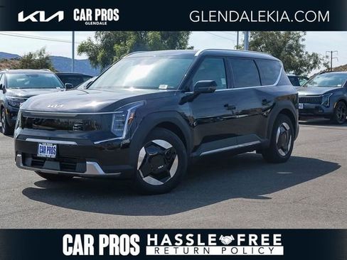 New 2026 Kia EV9 Wind image 1