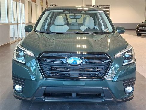 Certified 2023 Subaru Forester Premium image 2