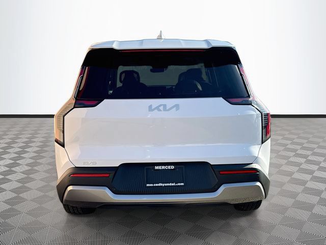 New 2026 Kia EV9 Light RWD image 6