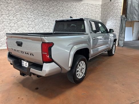 Used 2024 Toyota Tacoma SR5 image 7