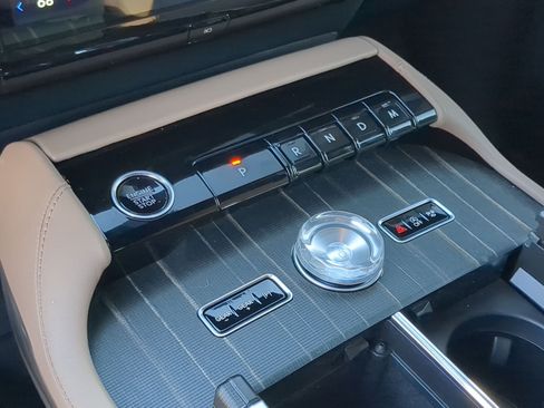 New 2025 Lincoln Navigator Black Label image 19