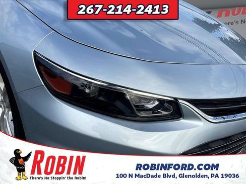 Used 2017 Chevrolet Malibu LT FWD image 31
