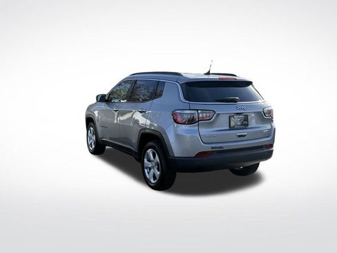 Used 2019 Jeep Compass Latitude w/ Cold Weather Group image 6