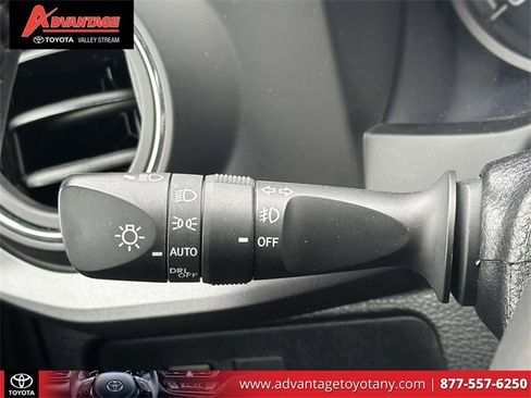 Certified 2023 Toyota Tacoma TRD Off-Road image 24