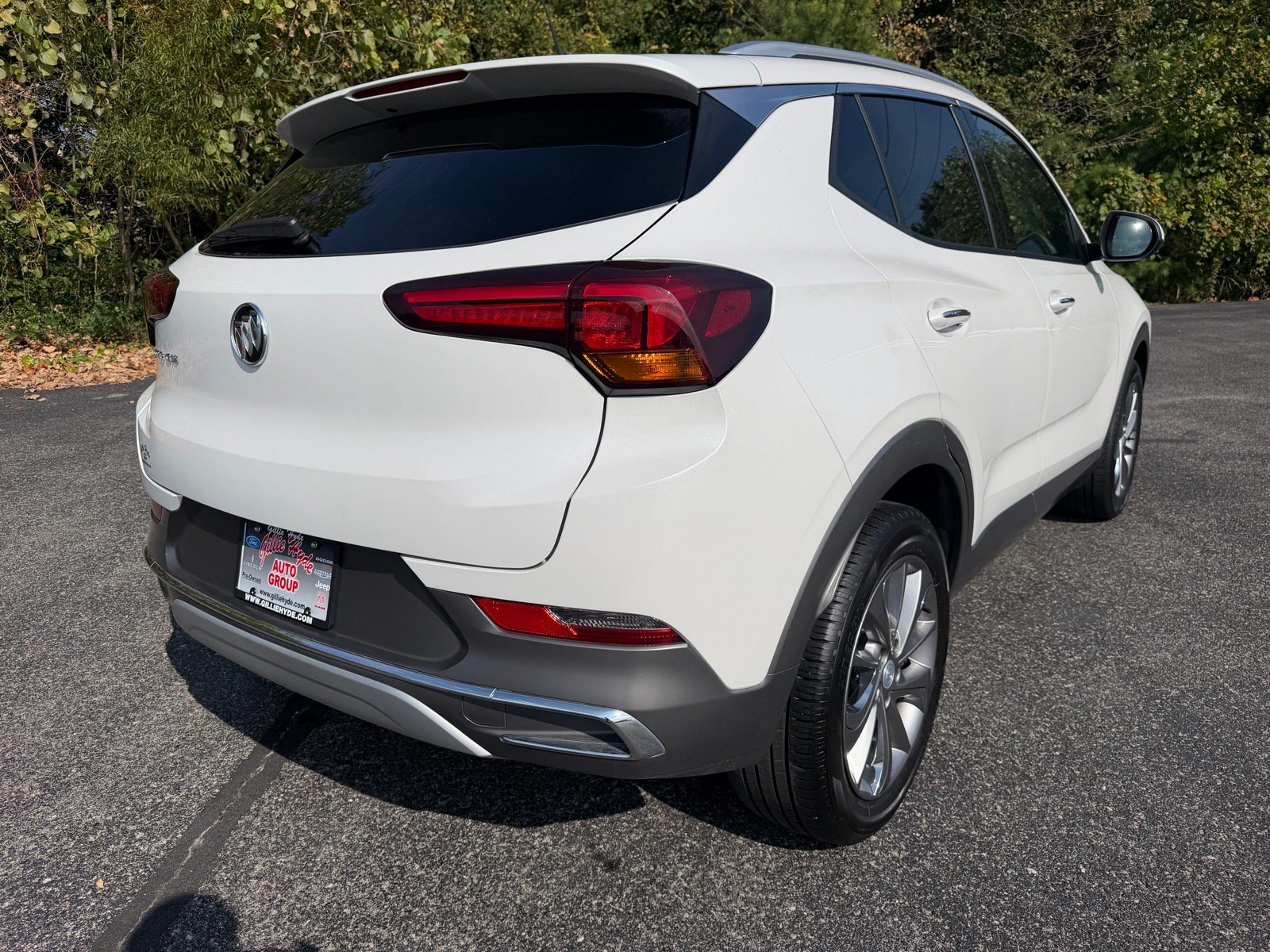 Used 2023 Buick Encore GX Essence w/ Experience Buick Package FWD image 13