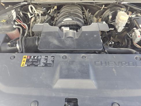 Used 2019 Chevrolet Suburban Premier image 35