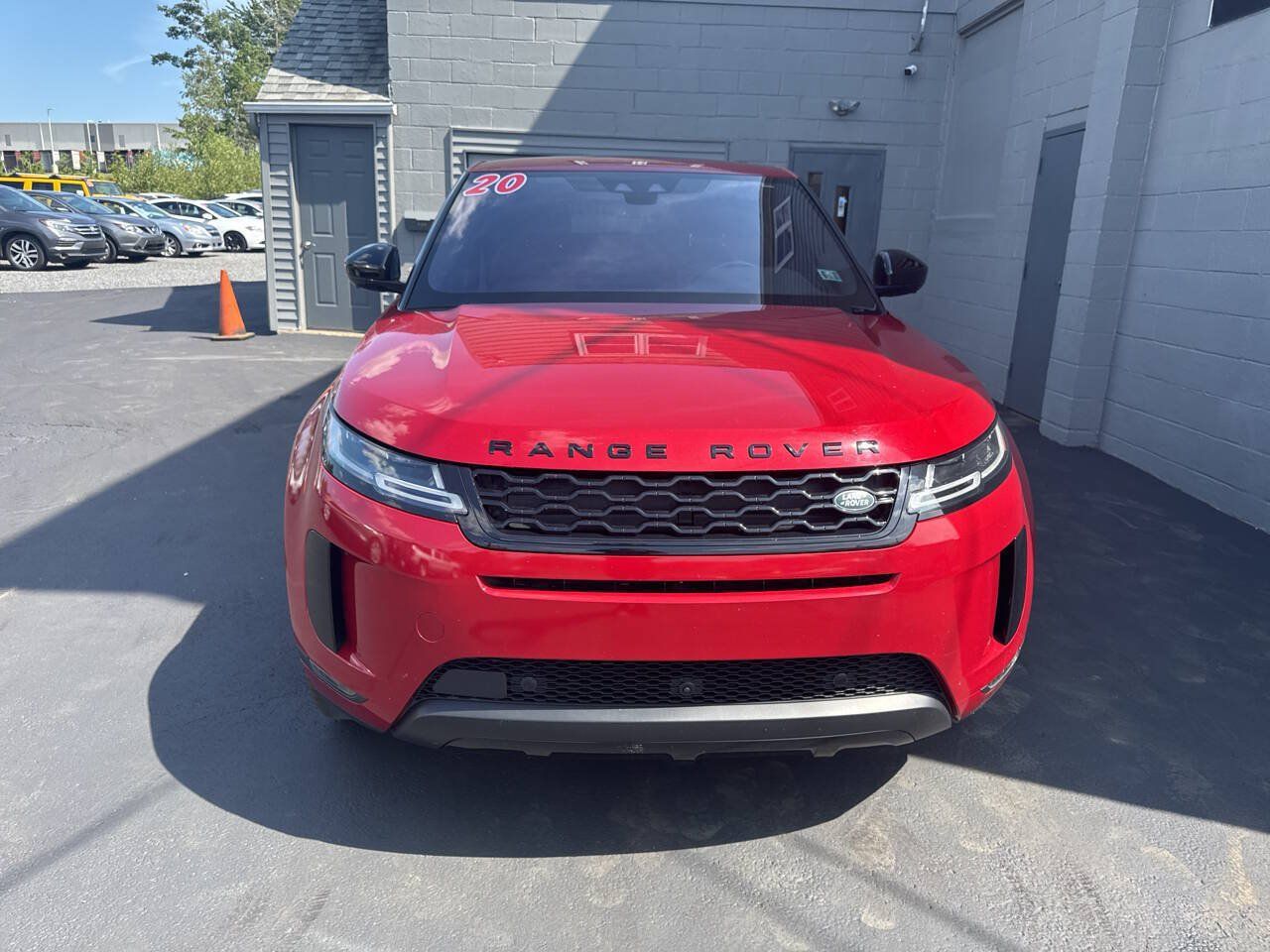 Used 2020 Land Rover Range Rover Evoque SE AWD/4WD image 2