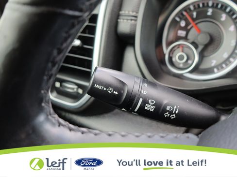 Used 2019 RAM 1500 Laramie image 16