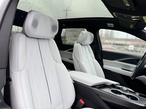 New 2026 Cadillac Lyriq Premium Sport image 11