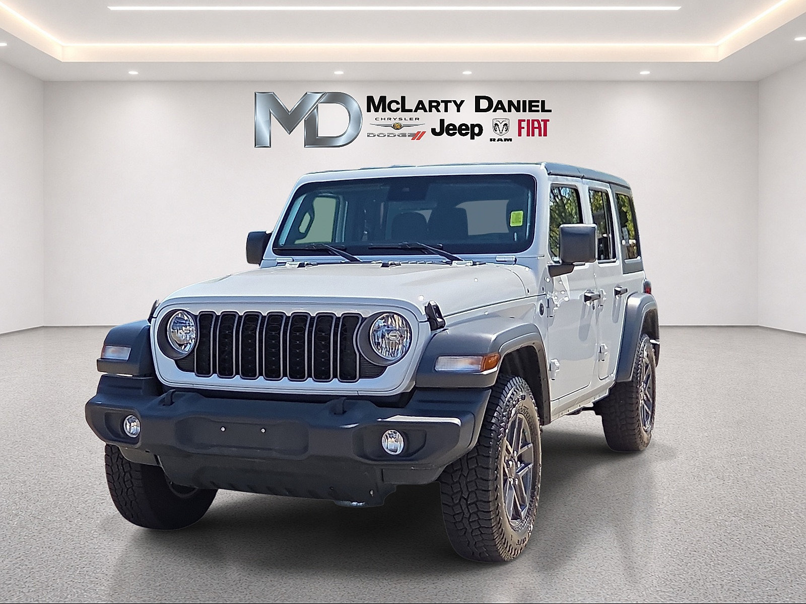 Used 2024 Jeep Wrangler Unlimited Sport AWD/4WD image 2