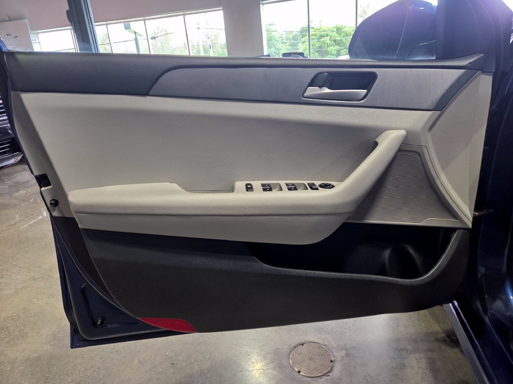 Used 2018 Hyundai Sonata SE FWD image 11