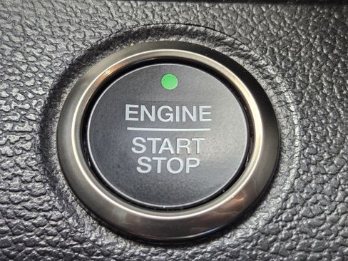 Used 2018 Ford F150 Raptor w/ Equipment Group 802A Luxury image 19