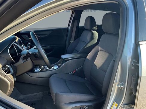 Used 2023 Chevrolet Malibu RS image 22