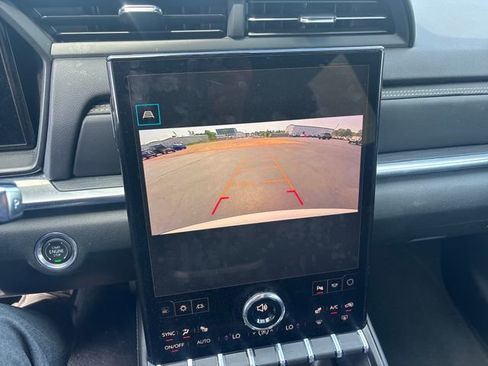 Used 2026 GMC Terrain Elevation w/ Elevation Premium Package AWD/4WD image 23