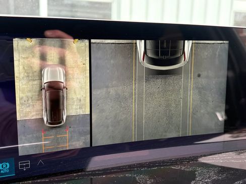 New 2026 Cadillac Escalade IQ Sport 1 w/ LPO, Floor Liner Package image 34