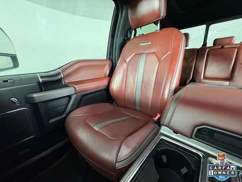Used 2018 Ford F150 Platinum w/ Equipment Group 701A Luxury AWD/4WD image 17