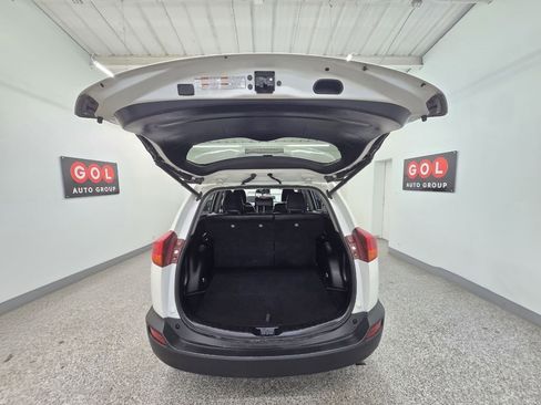 Used 2015 Toyota RAV4 Limited image 14
