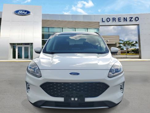 Used 2022 Ford Escape SEL w/ Technology Package image 2