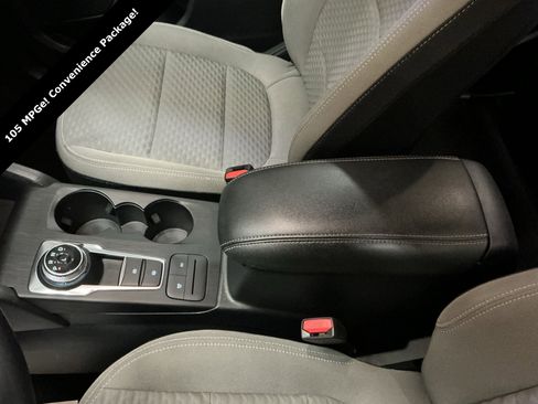 Used 2022 Ford Escape SE w/ Convenience Package image 28