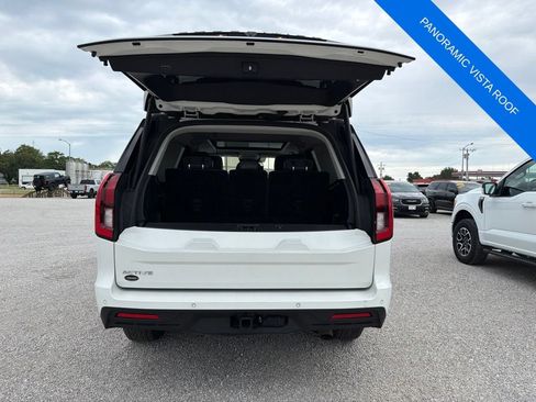 Used 2025 Ford Expedition Active AWD/4WD image 12
