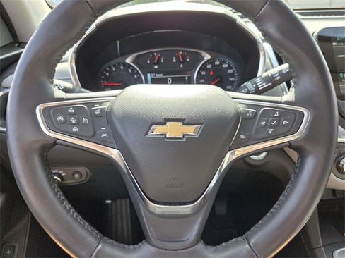 Used 2018 Chevrolet Equinox Premier image 34