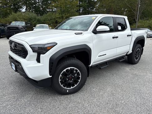 New 2025 Toyota Tacoma TRD Off-Road image 1