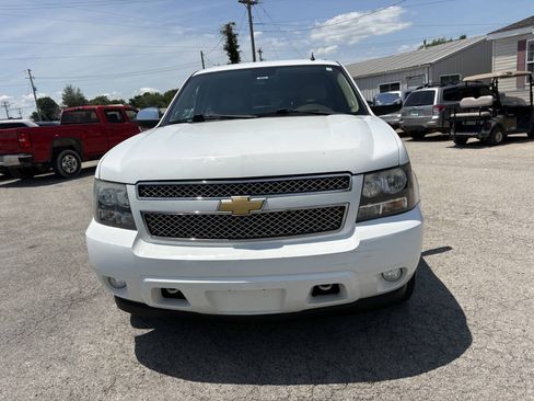 Used 2013 Chevrolet Suburban LT w/ All-Star Edition RWD image 3