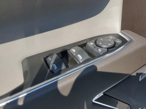 New 2026 GMC Sierra 1500 SLT w/ SLT Premium Plus Package image 19