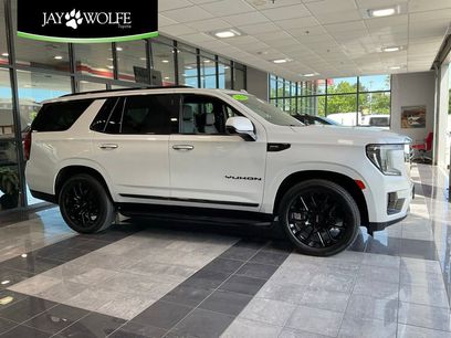 Used 2023 GMC Yukon SLT w/ SLT Luxury Package