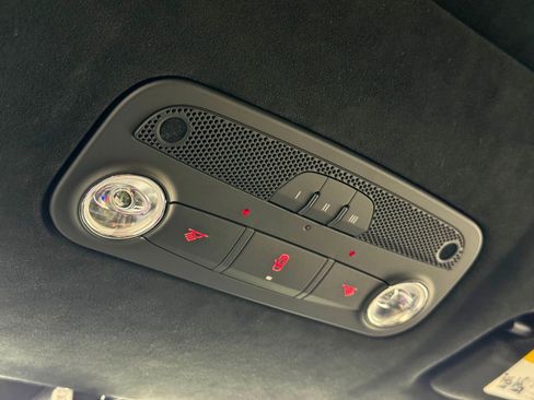 Used 2018 Lamborghini Huracan Performante image 36