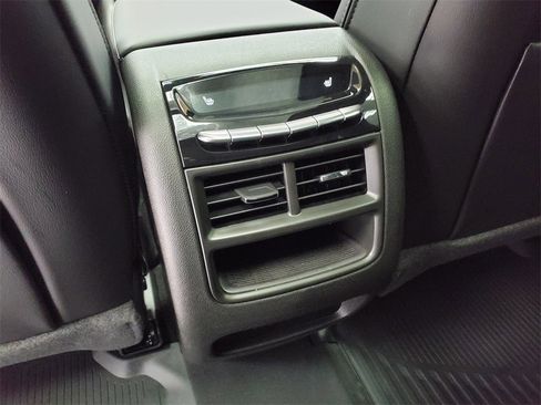 New 2026 Cadillac XT5 Sportv w/ LPO, Onyx Lite Package image 29