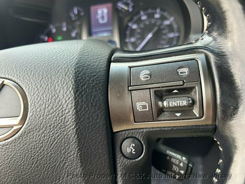 Used 2016 Lexus GX 460 w/ Premium Package AWD/4WD image 34