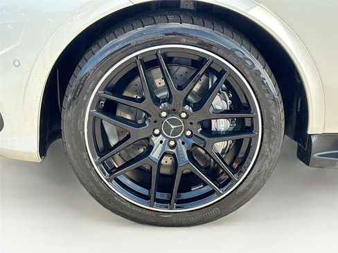 Used 2017 Mercedes-Benz GLE 63 AMG 4MATIC image 33
