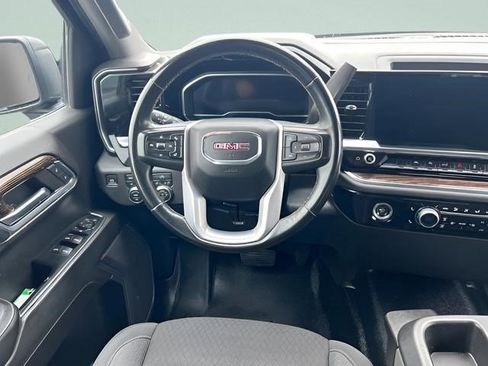 Certified 2024 GMC Sierra 1500 Elevation w/ X31 Off-Road Package AWD/4WD image 17