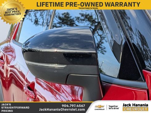 Used 2023 Nissan Pathfinder SV image 11