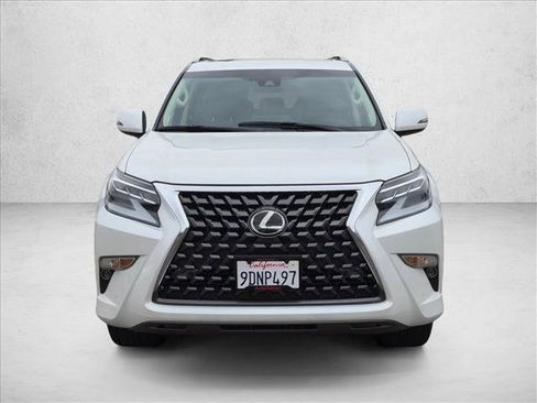 Used 2023 Lexus GX 460 Premium w/ Premium Package AWD/4WD image 3