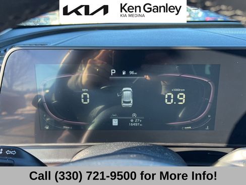 Certified 2023 Kia Sportage EX image 33