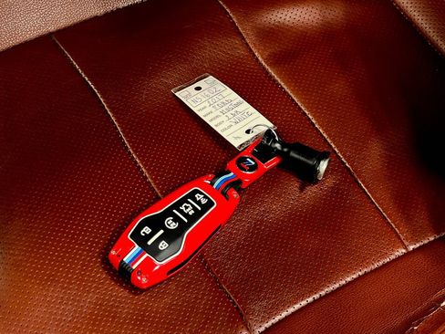 Used 2017 Ford Mustang GT Premium RWD image 39