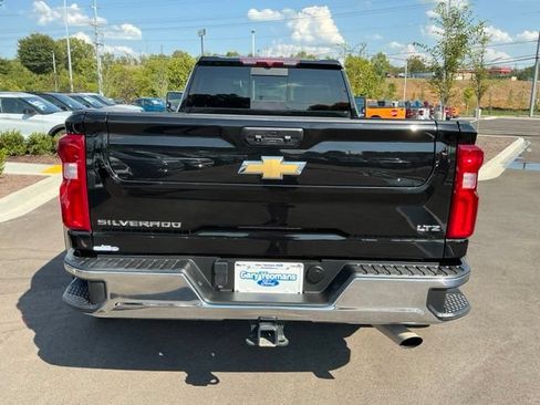 Used 2023 Chevrolet Silverado 3500 LTZ w/ LTZ Convenience Package AWD/4WD image 6